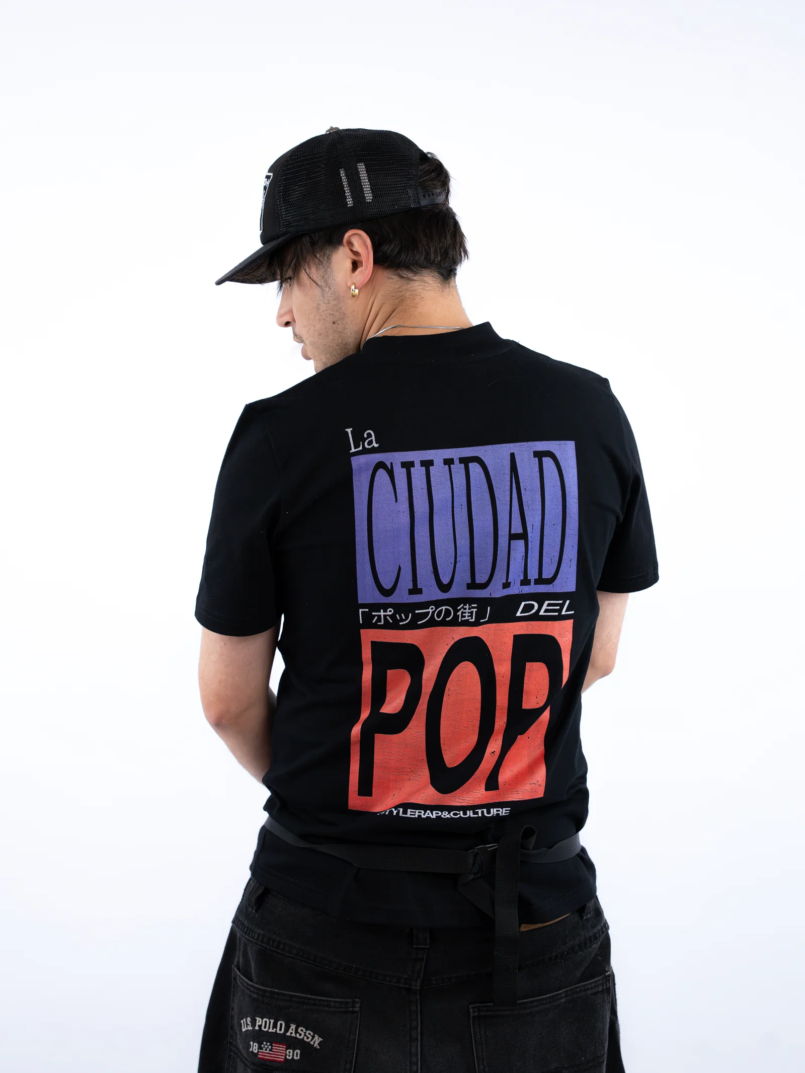 La Ciudad del Pop Tee — x Mir Nicolás — lookbook